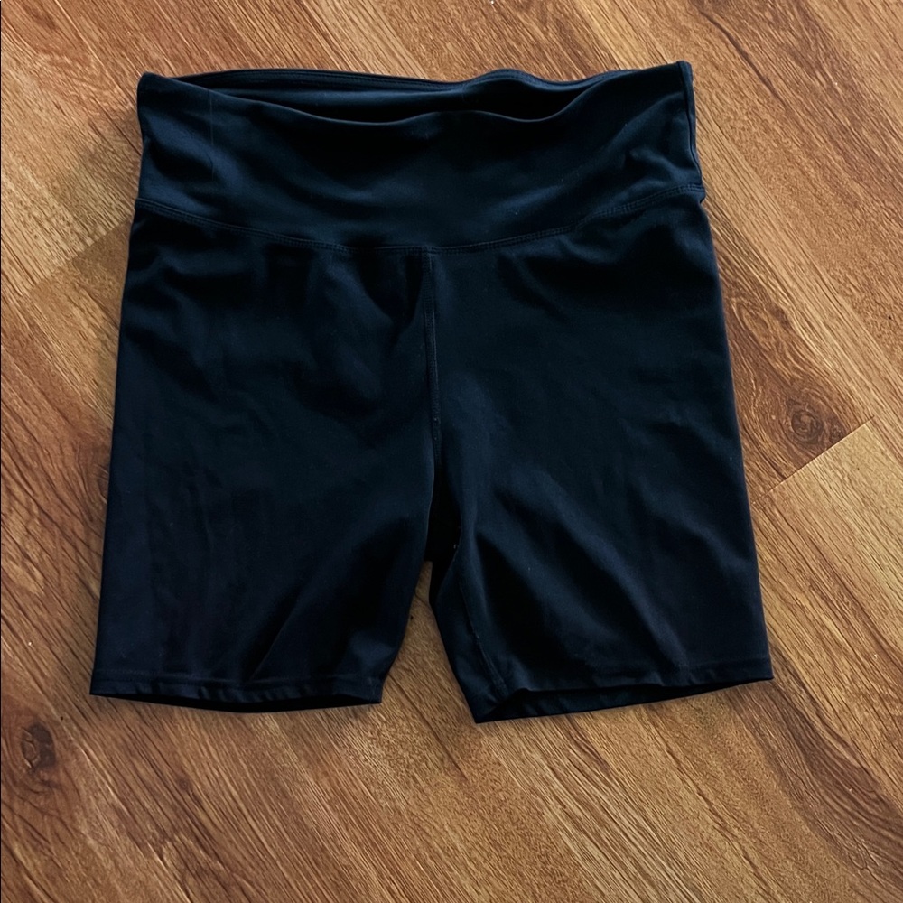 Sleek Black Women's Bike Shorts